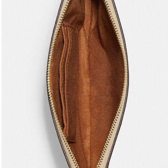 NWT COACH Corner Zip Trio In Signature Canvas And Heart Cherry Print CE657 - Picture 3 of 5